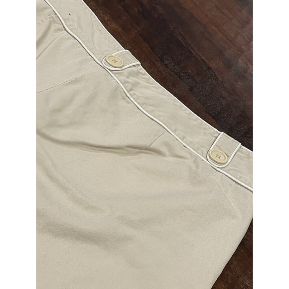 Ann Taylor Shorts Size 16 Beige Khaki Signature Fit Flat Front Low Rise Preppy - Picture 3 of 8